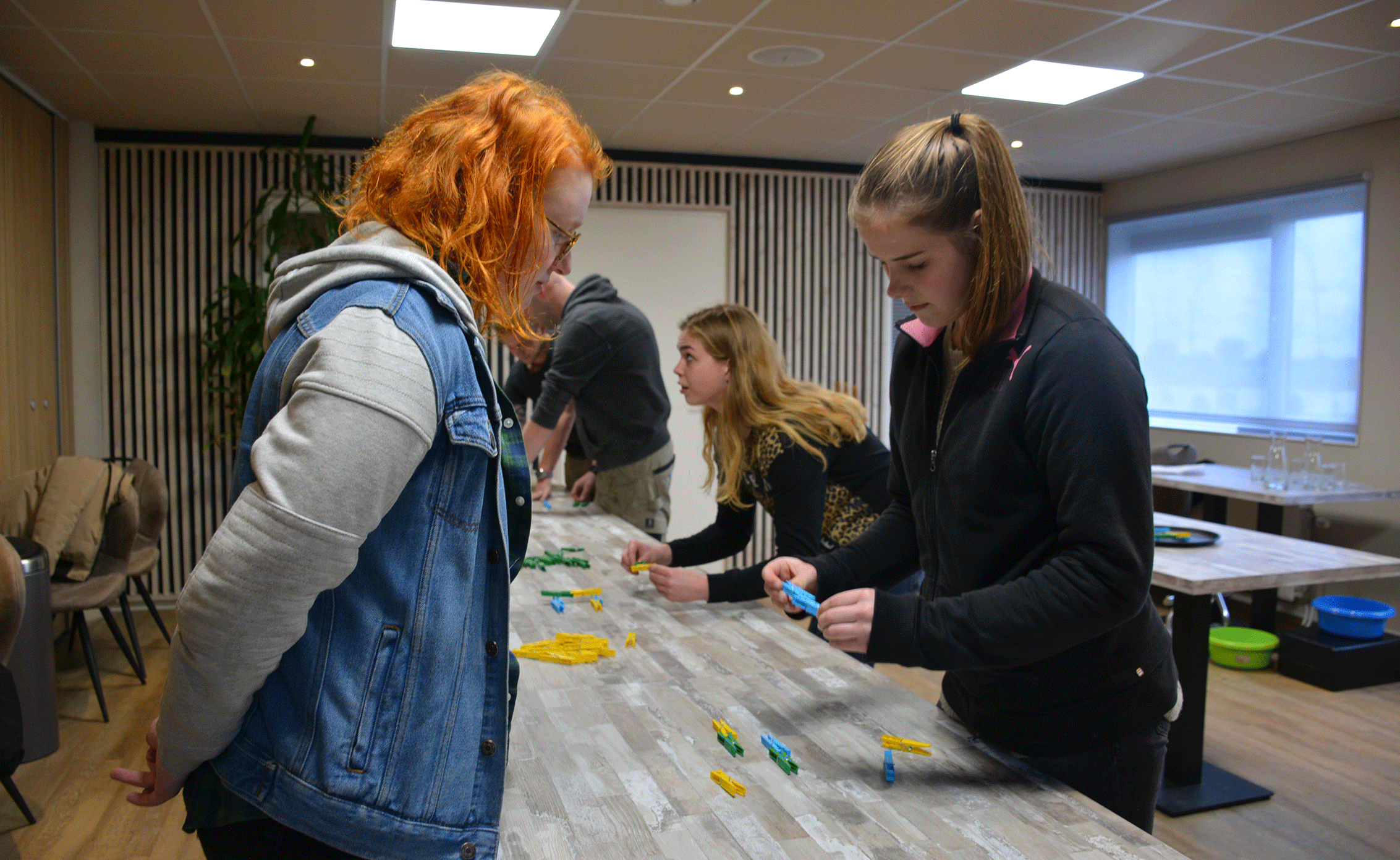 Studenten krijgen Training van Praktijk Academie